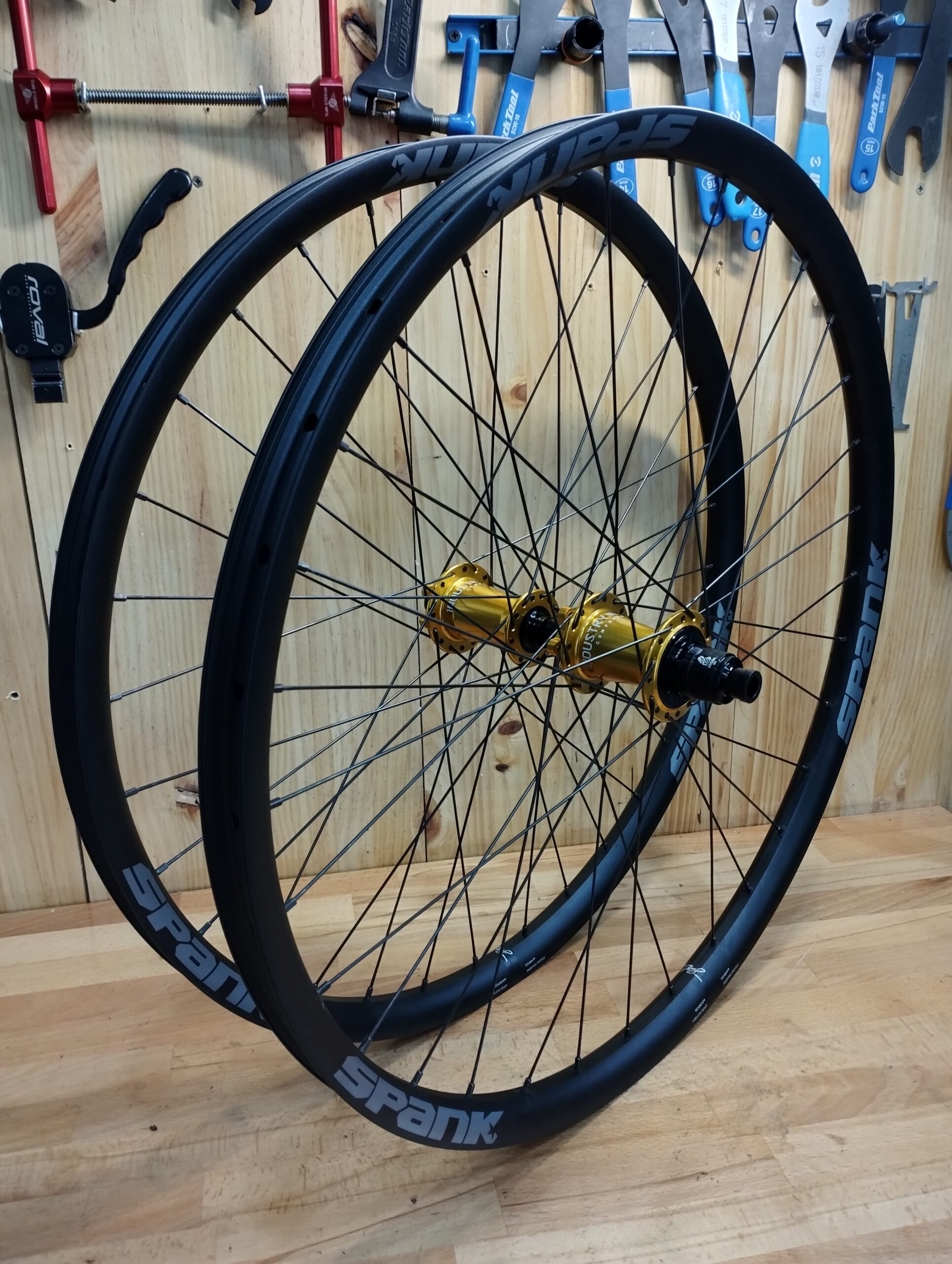 Ruedas de Enduro DH y Ebike con Aros Spank Industries - Imagen 2